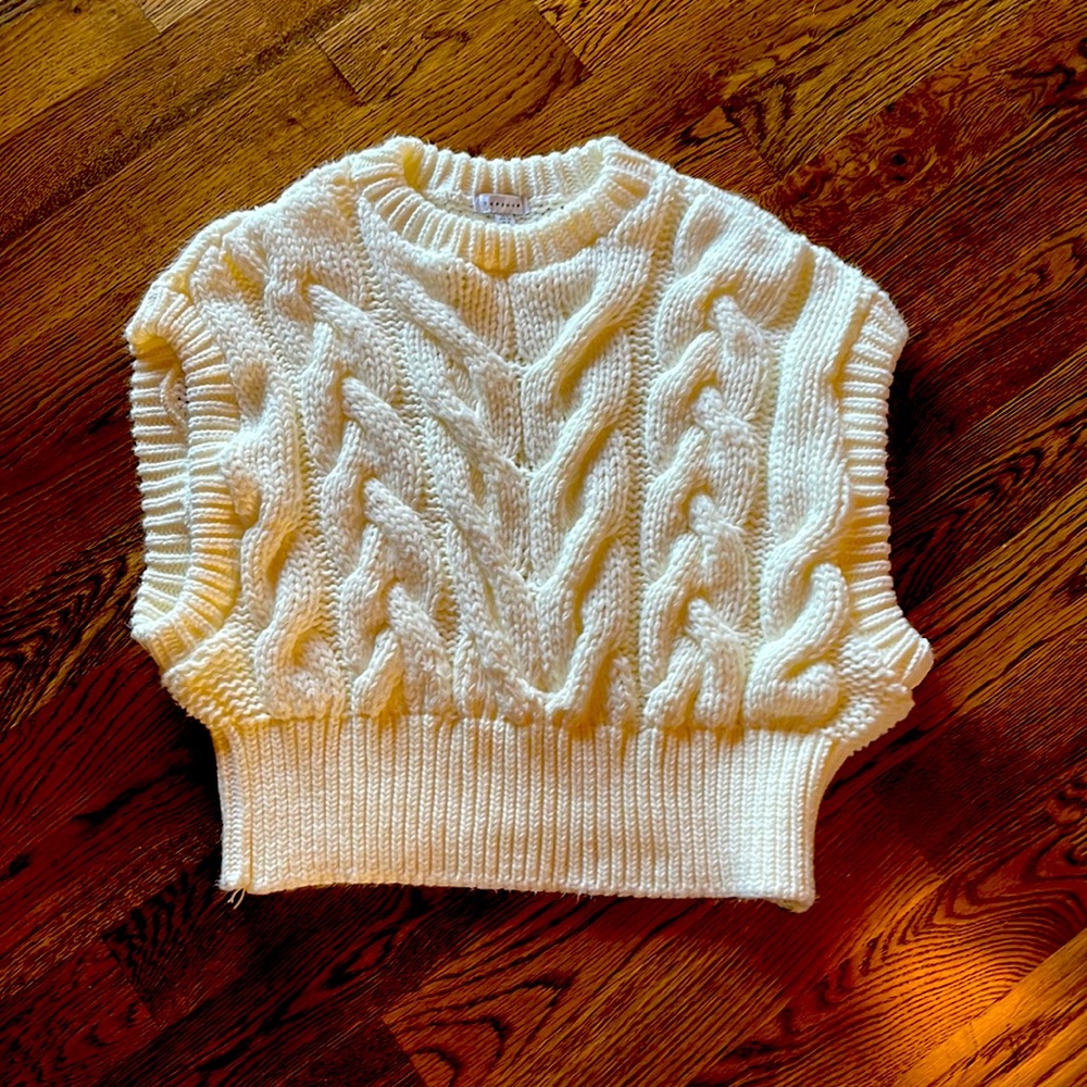 Like New!  Top Shop sweater